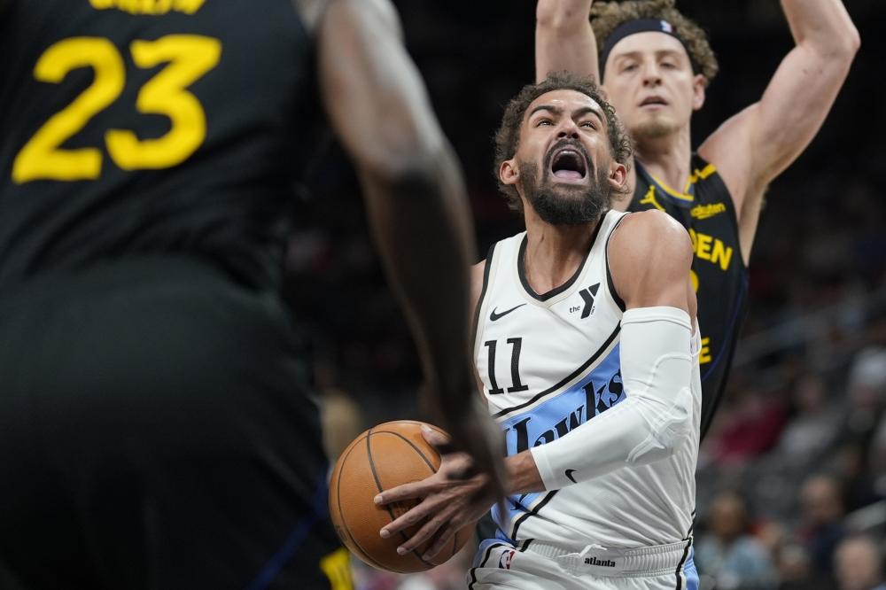 东契奇通过 东契奇通过