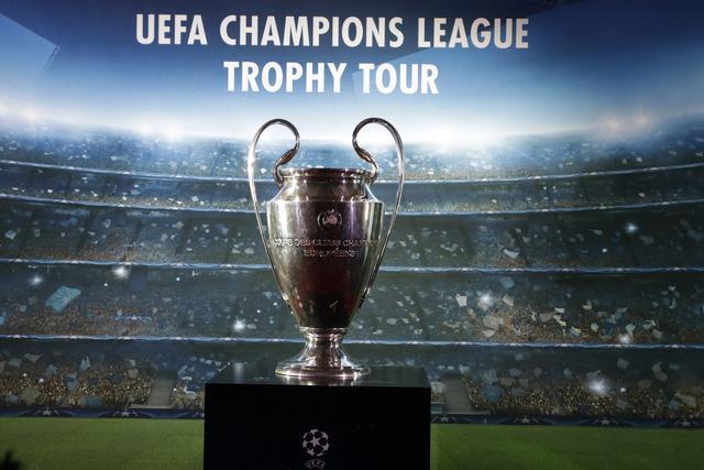 在本届锦标 在本届锦标