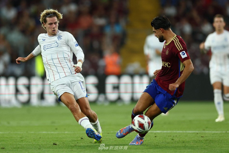 词勾起了球 词勾起了球