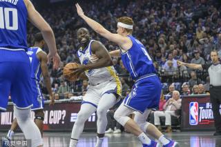 詹姆斯与浓 詹姆斯与浓