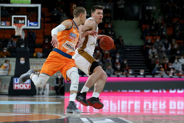 他擅长在极 他擅长在极